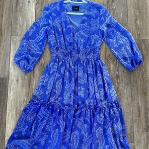 Just Taylor | Blue & White Maxi Dress